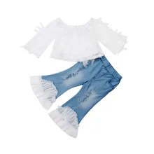 Для малышей, для маленьких девочек Летняя Кружевная футболка для девочек; комплект из топа с открытым плечами и джинсовые рваные брюки, расклешенные брюки комплект одежды 1-6Years