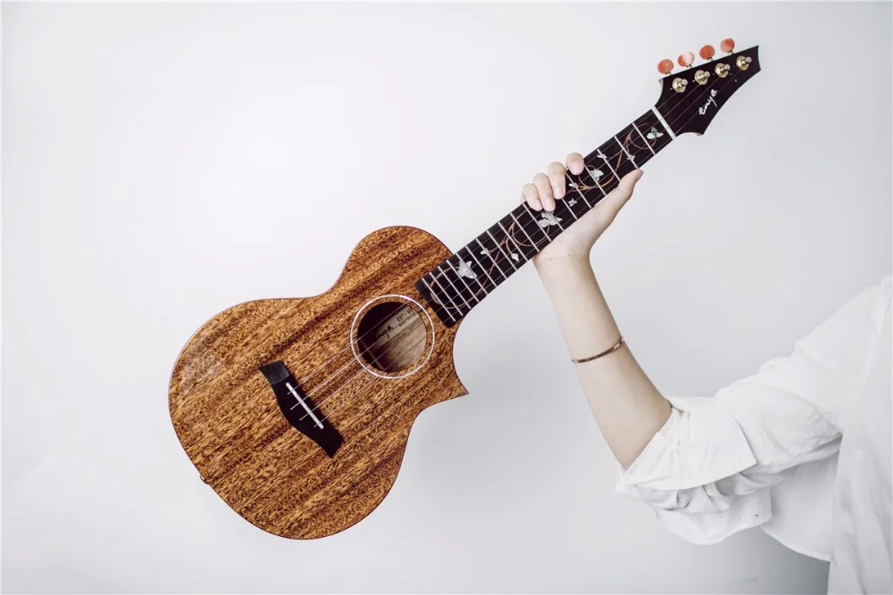 Enya M6 Ukulele Solid Mahogany 23