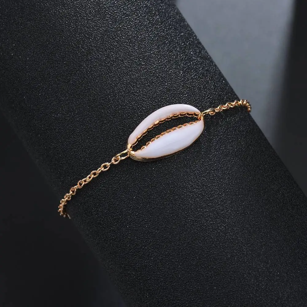 

Terreau Kathy Fashion Style Gold Color Genuine Cowrie Shell Bracelet In Adjustable Fashionable 1 pcs Chain bracelet