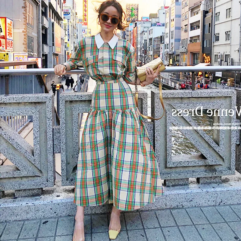 

[EWQ] 2019 Summer New Fashion Clothes Vintage High Waist White Turn-down Collar Plaid Loose Mid-Calf Vacation Women Dress QH928