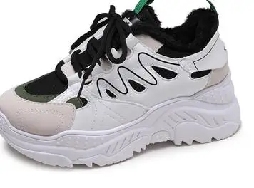 

2018 new Korean version plus velvet plus cotton warm old shoes.