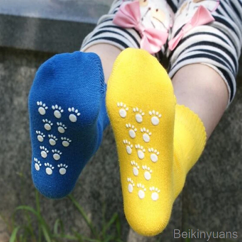 

1 item Spring and autumn anti-skid rubber baby socks newborn children's children's socks breathable soft children