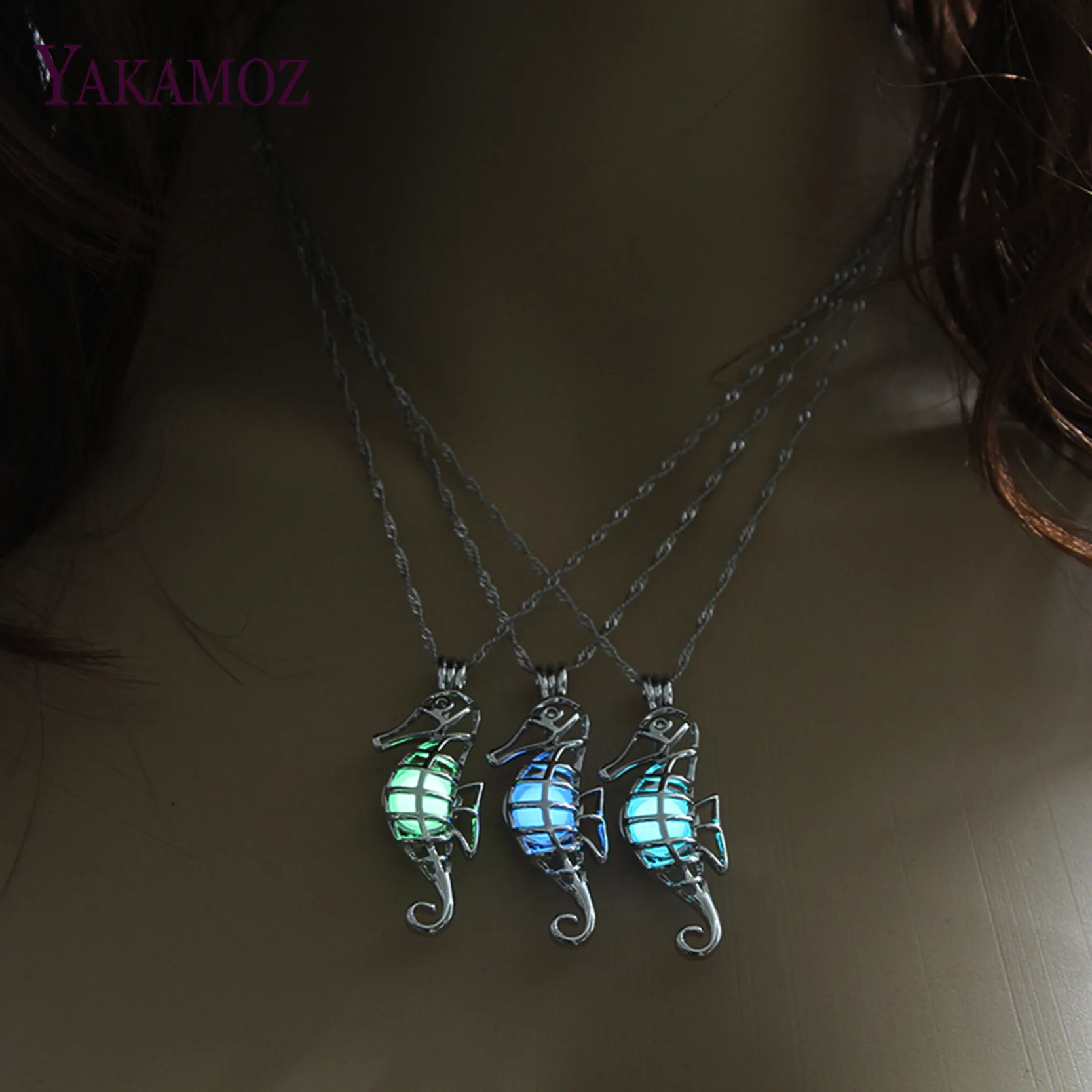 

Silver Color Sea Horse Pendant Necklace Glow in the Dark Choker Necklace Fashion Charms Luminous For Women Vintage
