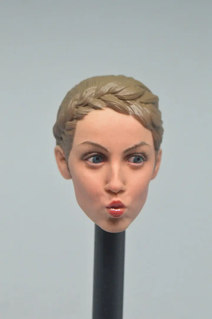 

1/6 scale FP-H-003 Female Head Sculpt w/ Expression F 12" Action Figure Body