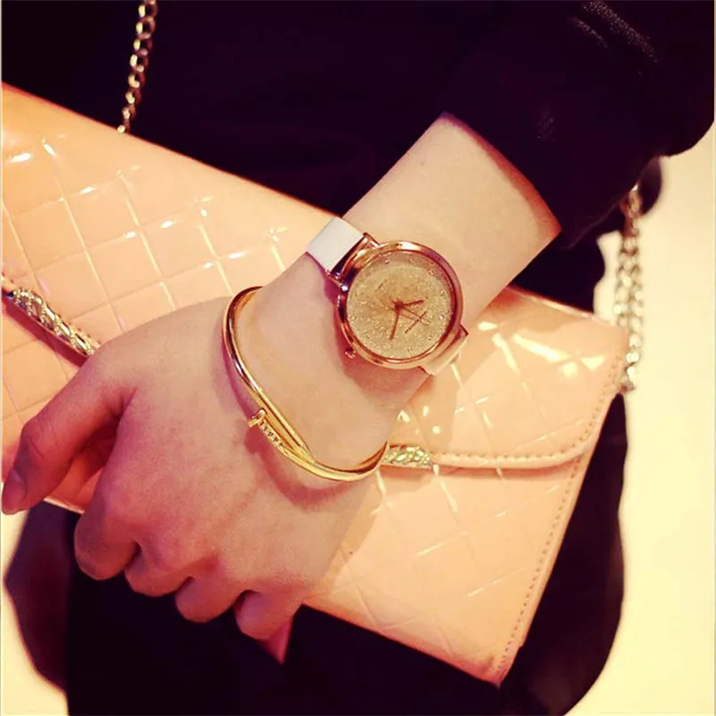 

New Design Relogio Feminino Sands Starry Simple Temperament Belt Women Watches Table Diamond Quartz Watches Women Clock