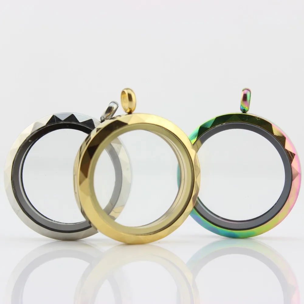 floating locket (68)