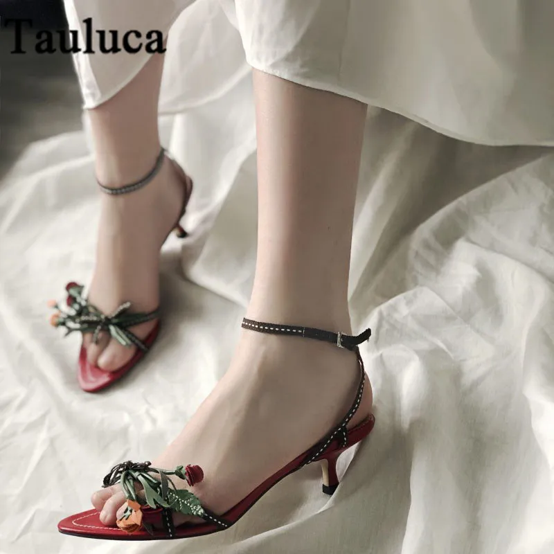 

Red Korean Women Sweet Flowers Sandals Open Toe Low Heels Fashion Trend Summer Shoes For Ladies With Ankle Cross Straps