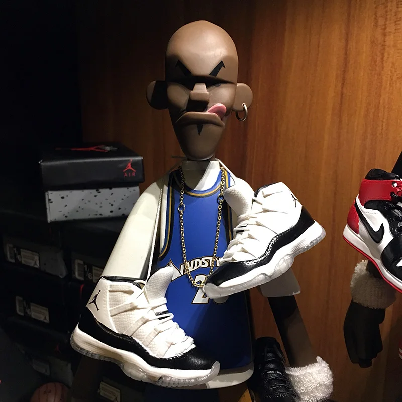 11