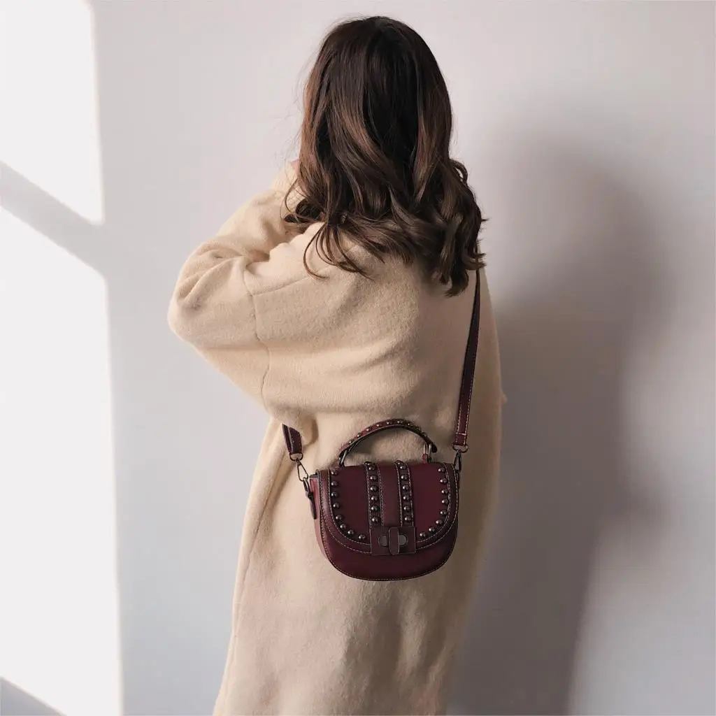 Piccola Borse Messaggero Le Per Del Donne Dell'annata Borsa Nuovo Flap white Tote Sacchetto Delle Black red Sella 2019 Di pink Signore Crossbody Femminile Rivetto A Tracolla Da Cuoio qf0gqd