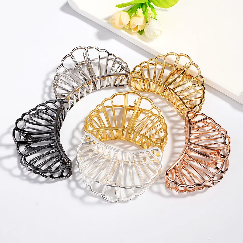 

Stylish Hair Crab Make UP Shower Hair Holder Hair Accessories Bun Maker Women Hair Claw Hairpins Solid Color Women Ladies