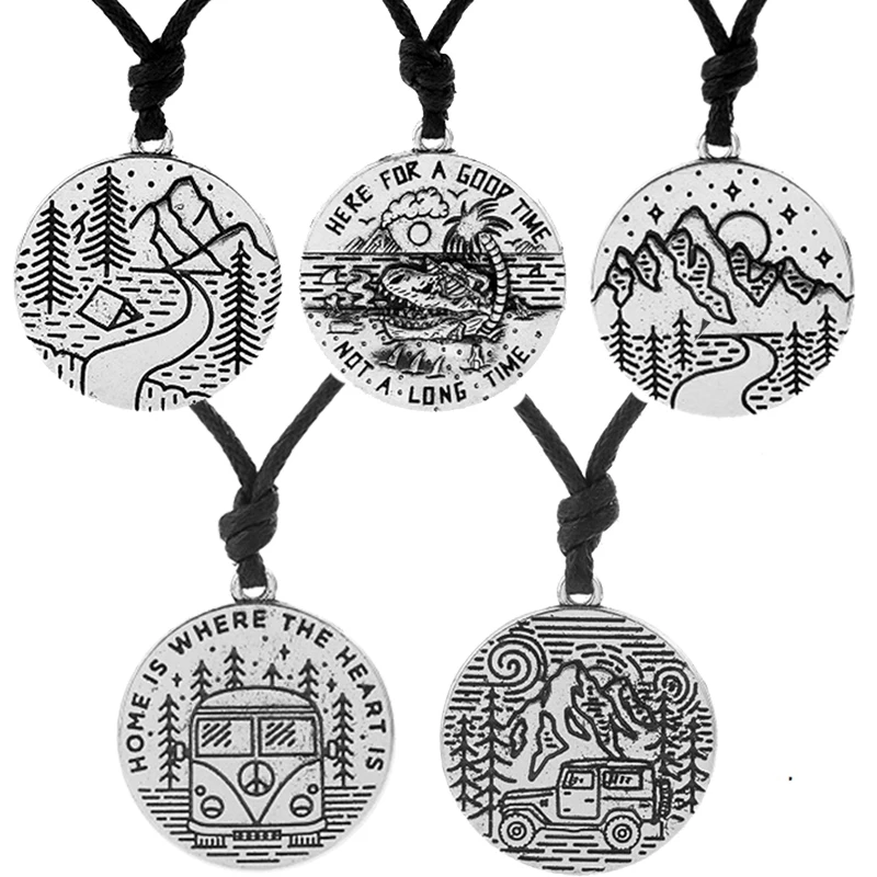 

Skyrim Adventurer Badge Pendant Necklaces Carved Landscapes/Beach Scenery/Camping Picnic Image Charm Men/Women Jewelry Best Gift