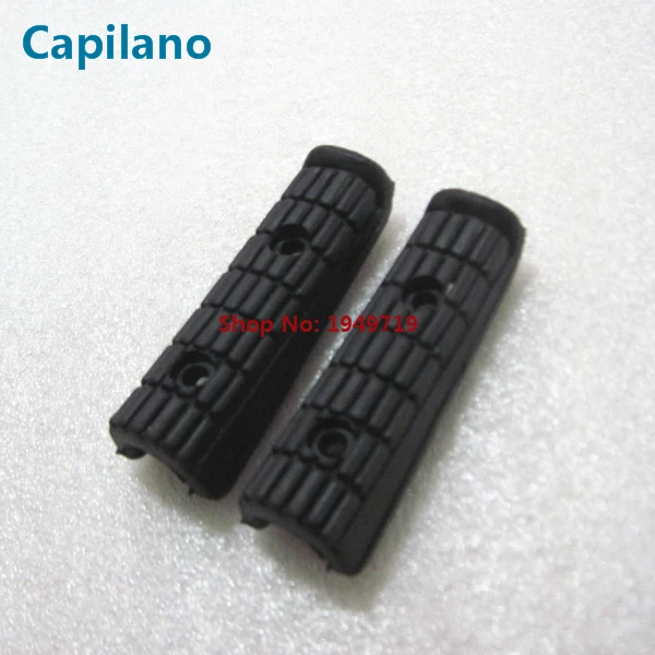 FZR250 FZR400 front footpeg rubber (2)