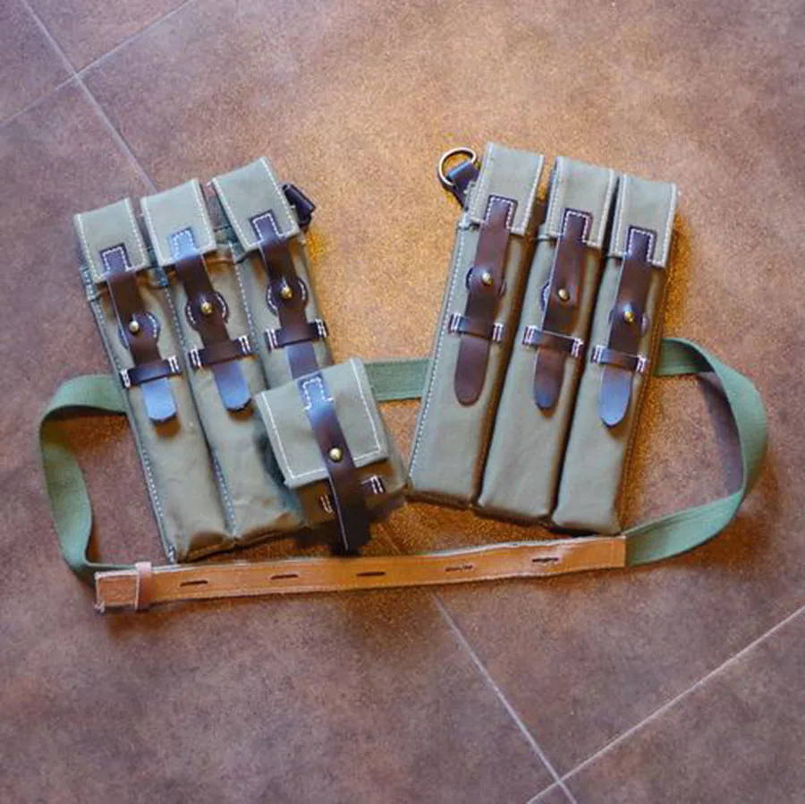 

GERMAN WW2 TROPICAL LBE BELT, Y STRAPS AND MP 38/40 POUCHES DE