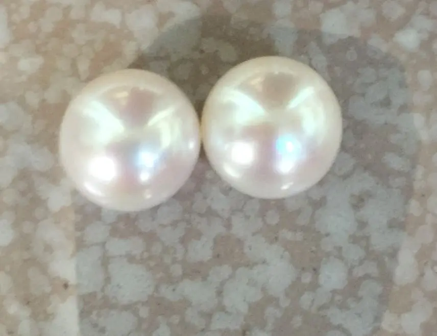

huge pair of 12-13mm AAA south sea flat round white pearl earring 14KGP