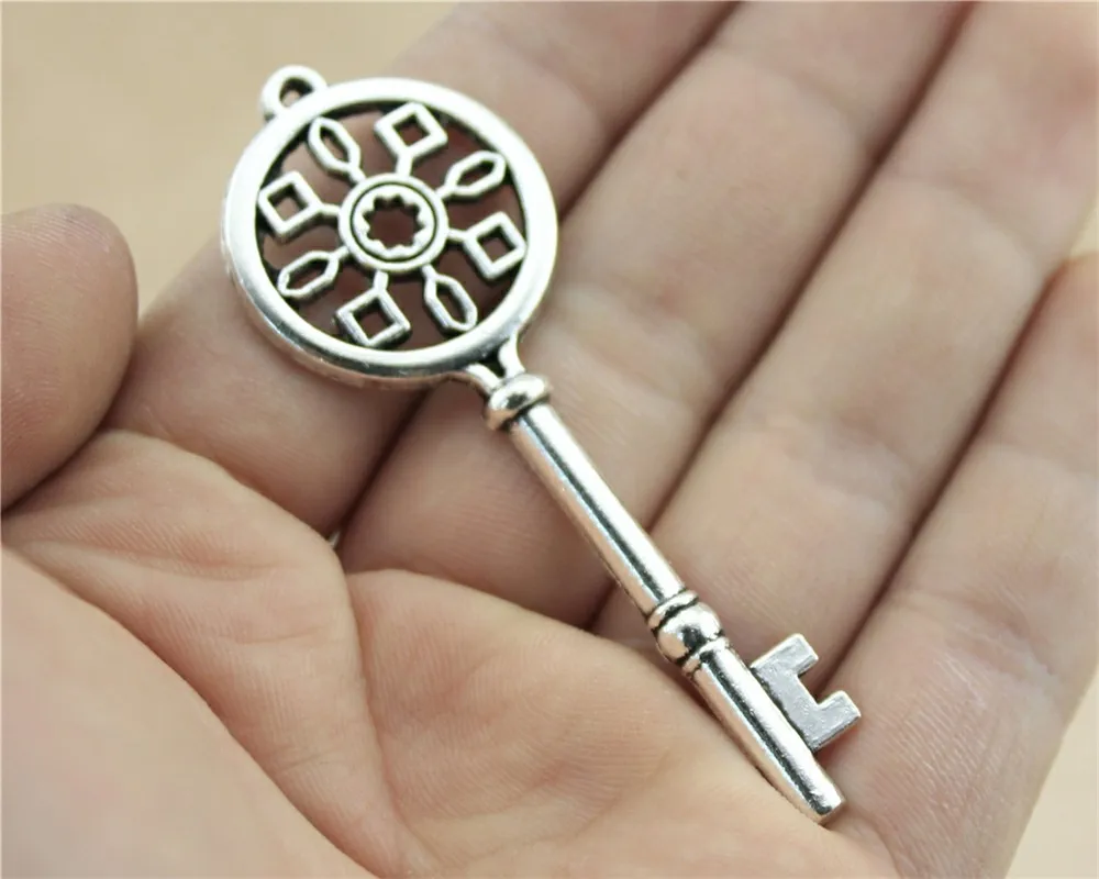 

WYSIWYG 3pcs 70x25mm 2 Colors Antique Silver, Antique Bronze Plated Decorative Key Pendant Big Key Charm Large Key Pendant