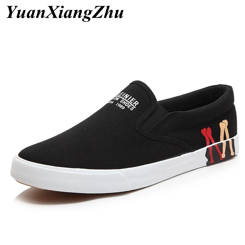 New Men Casual Shoes Black White Solid Canvas Shoes Man Loafers 2019 Summer Breathable Fashion Sneakers Men Slip-On Flat Shoes New Men Casual Shoes Black White Solid Canvas Shoes Man Loafers 2019 Summer Breathable Fashion Sneakers Men Slip-On Flat Shoes