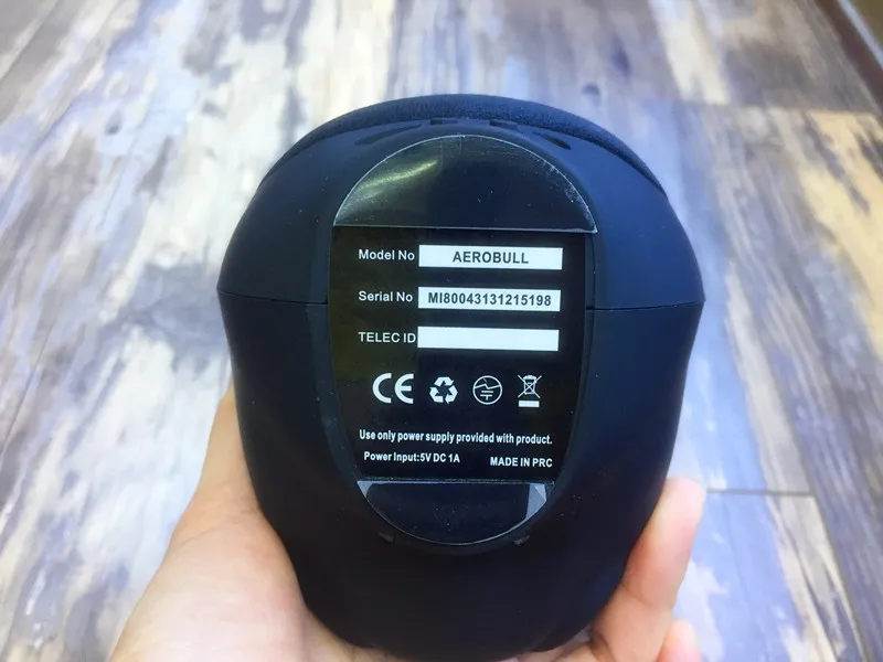 5403105838_664688576