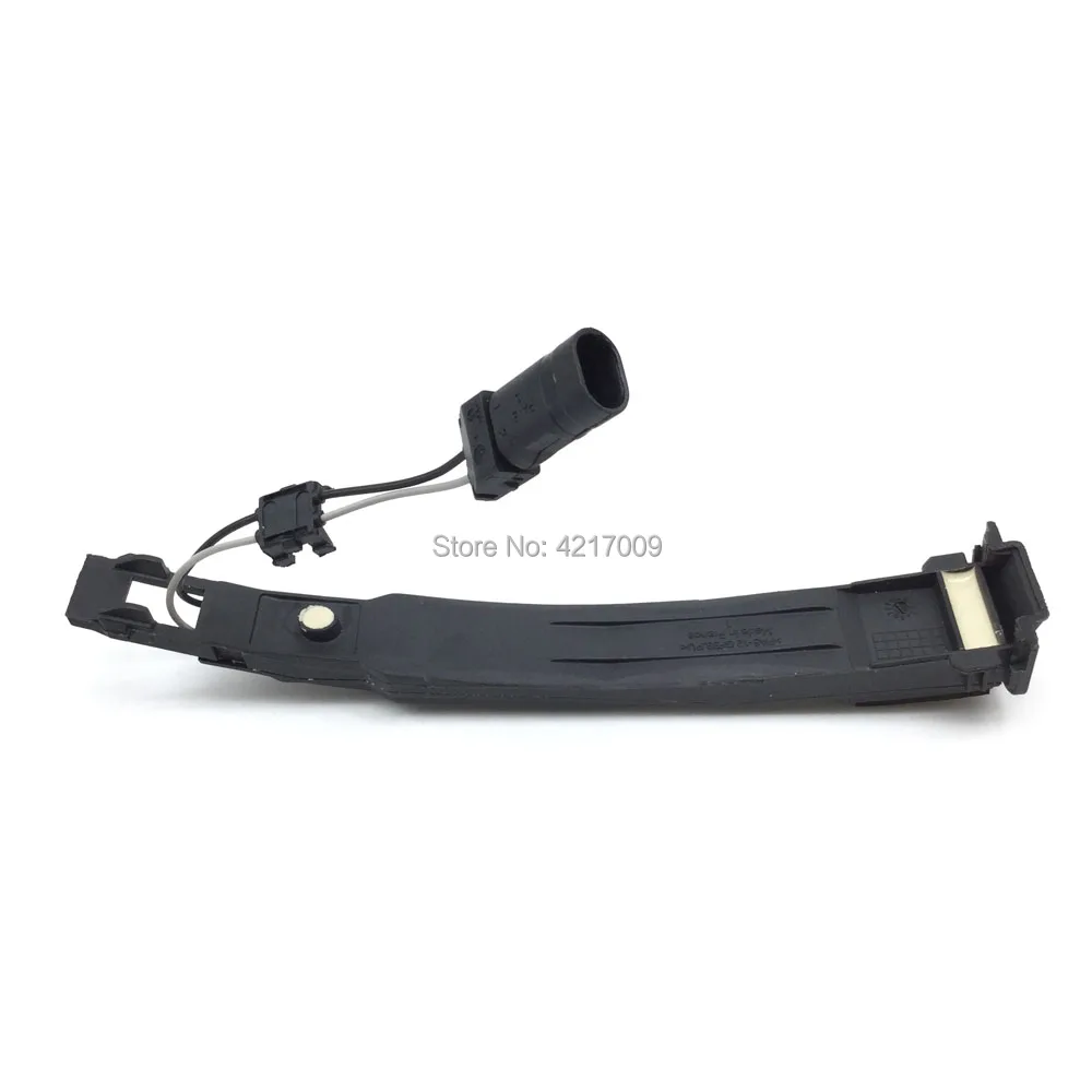 

for Adui A4 A5 A6 A7 A8 Q5 B8 B9 Kessy Exterior door handle sensor Pin Switch 4G8 927 753/4G8927753