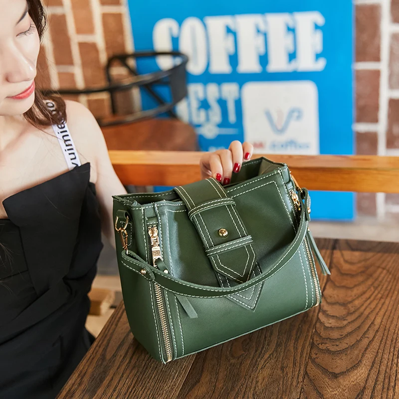 SUNNY SHOP Fashion Ladies Bucket Bag PU Leather Shoulder Bag Small Mini Messenger Bag for Women Bucket Crossbody Bag Zip Design