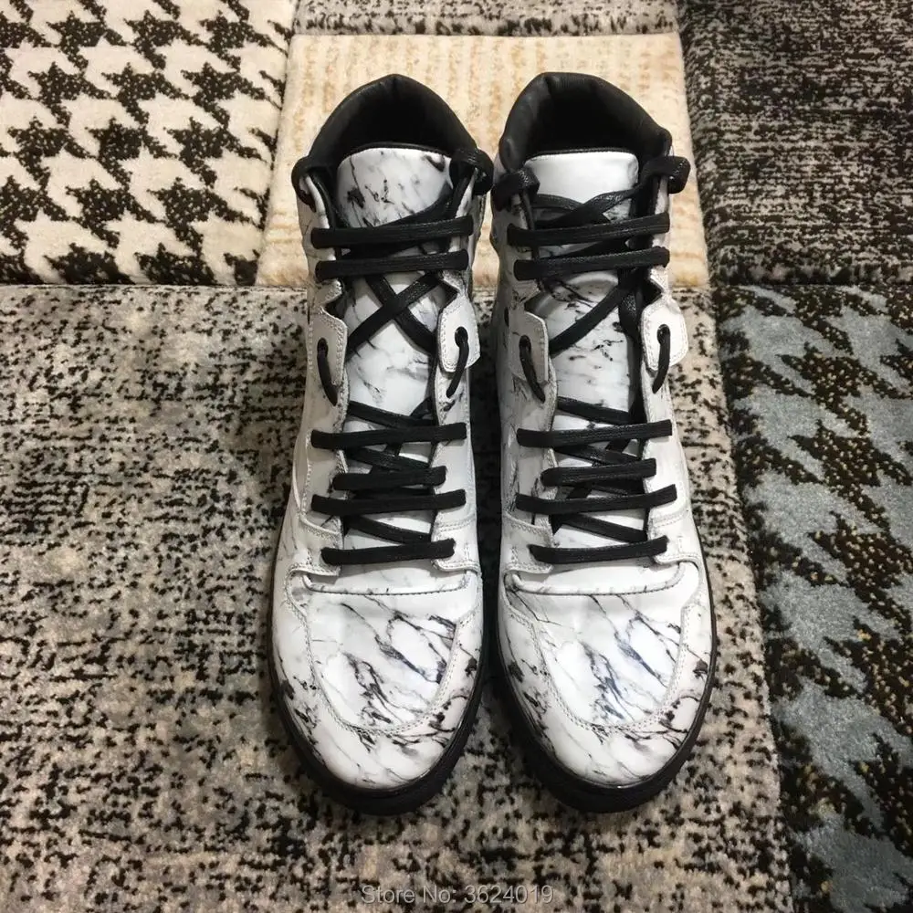 

High Top cl andgz Outdoor Sports White Zebra pattern Lace-up High quality Sneakers Leather Loafers Man's Flat 2018 Footwear