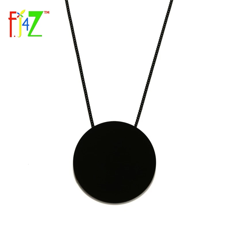

F.J4U 2017 Designer Necklace Fashion Trendy Big Black White Acrylic Circle Long False Collar Pendant Necklaces for women Bijoux