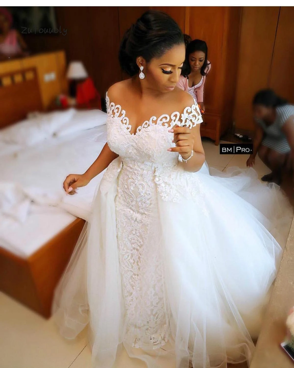 convertible wedding dress 2019