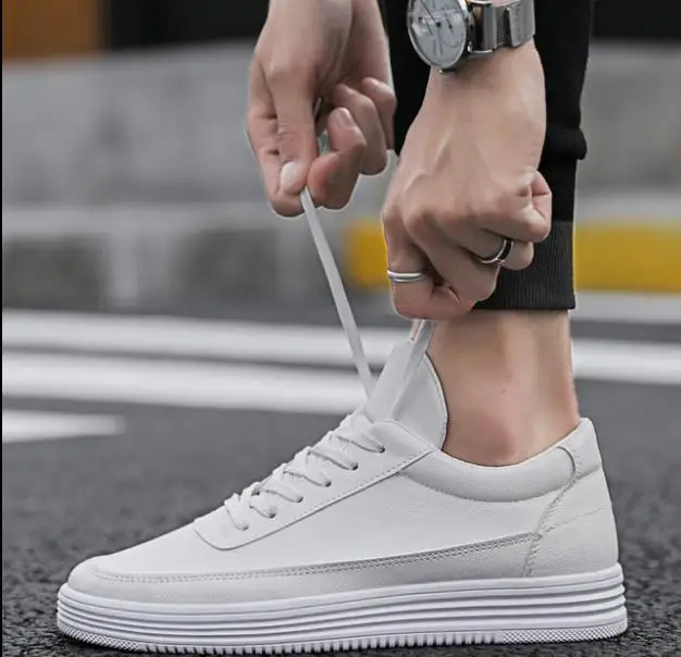 

The new spring 2019 men's shoes han edition tide joker white shoe GU031
