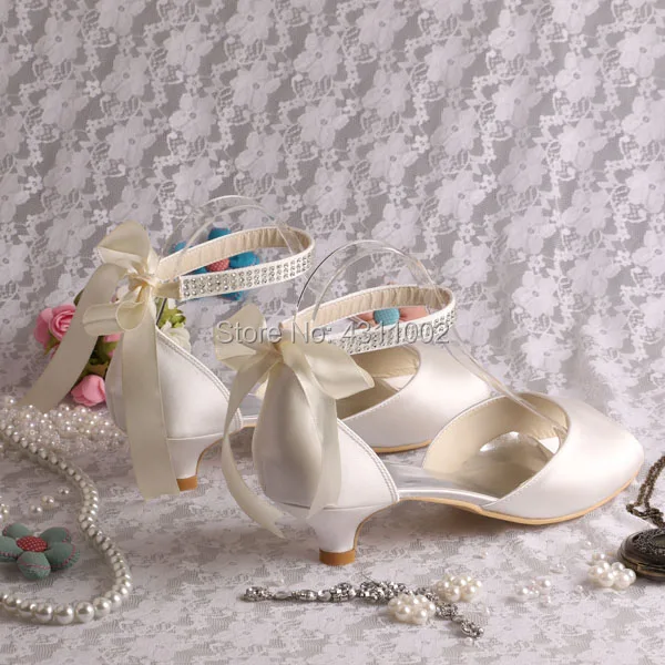 Производитель Удобная обувь для Для женщин Размеры 3 каблук цвета слоновой кости атласные свадебные сандалии с ремешками на лодыжках