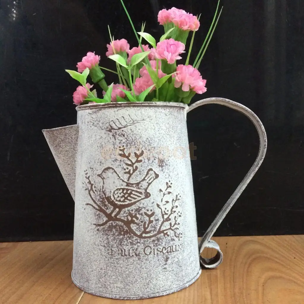 Yardwe Pichet de Style Campagnard Fleur en Métal Vintage Vase en Fer Rustique Cruche Vintage Rustique Fleur Vase Planteur Décoration de La Maison B 21X10cm 