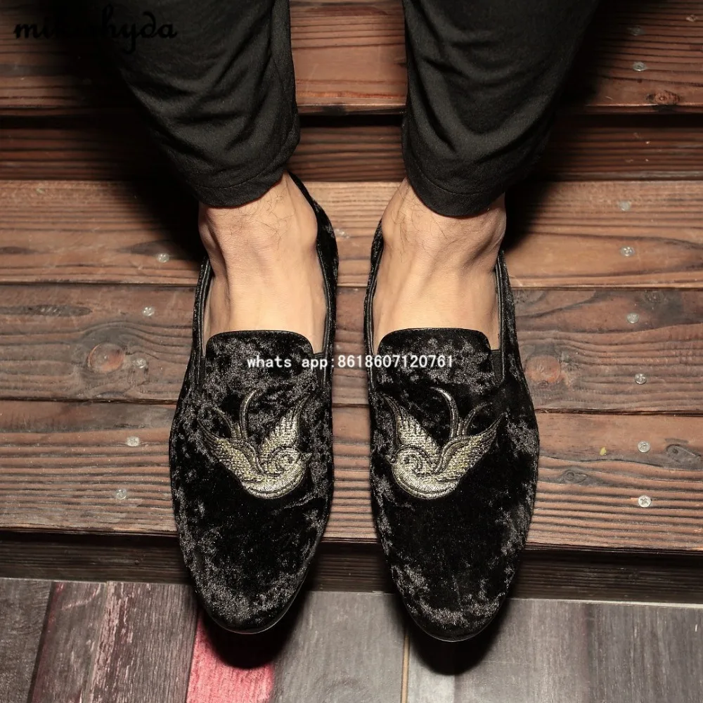 

Hot Sale 2017 Italian Casual Men Footwear Red Bottom Velvet Slippers Breathable Black/blue Male Flats Sapatos Masculinos
