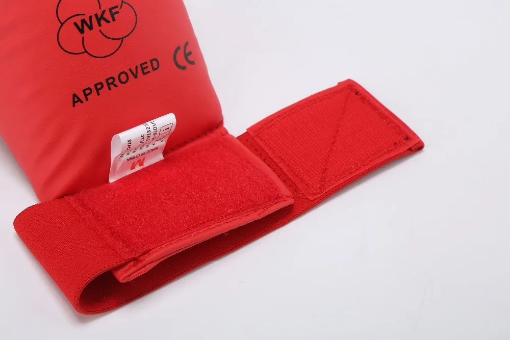 Новое поступление, сертификация WKF, оригинальные женские перчатки, могут принять участие в внутреннем соревновании для экспорта