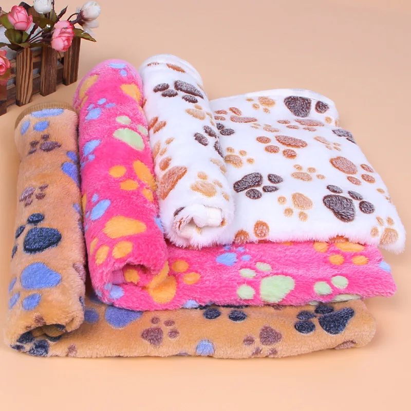 Creative Paw Shape Pattern Soft Small Blanket for Pet Dog Cat Warm