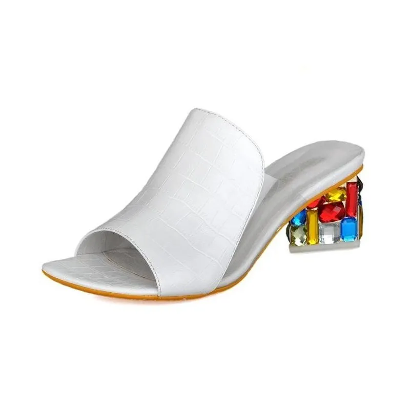 

2019 New Women Slides Summer Slippers Woman Luxury Crystal Shoes Ladies Sweet Sexy Fashion Gladiator Slippers Hot Sale Footwear