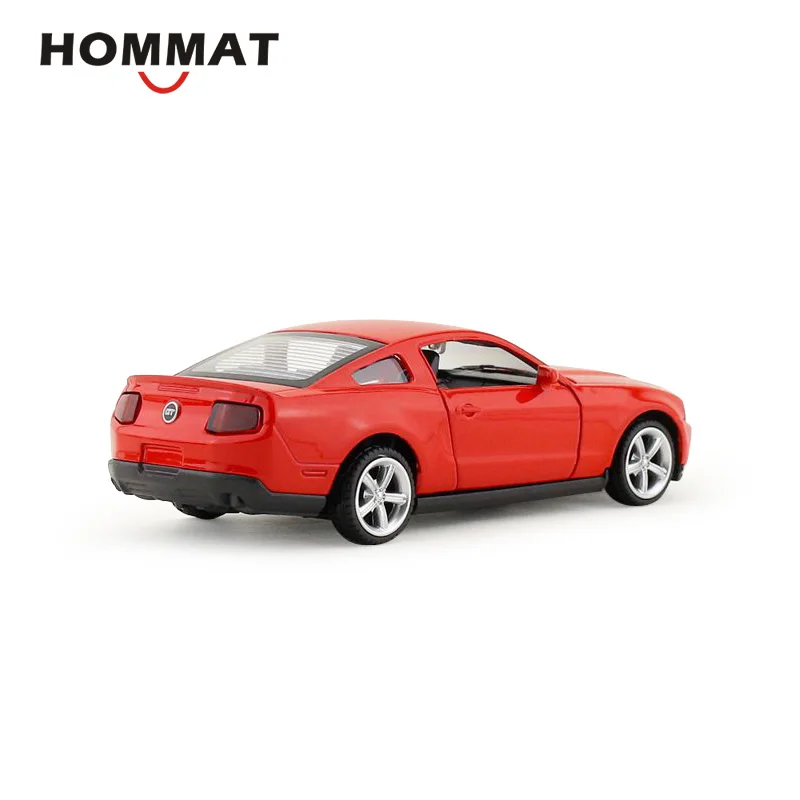 Модель автомобиля HOMMAT в масштабе 1:43 Ford Mustang GT Спортивная модель из сплава литой