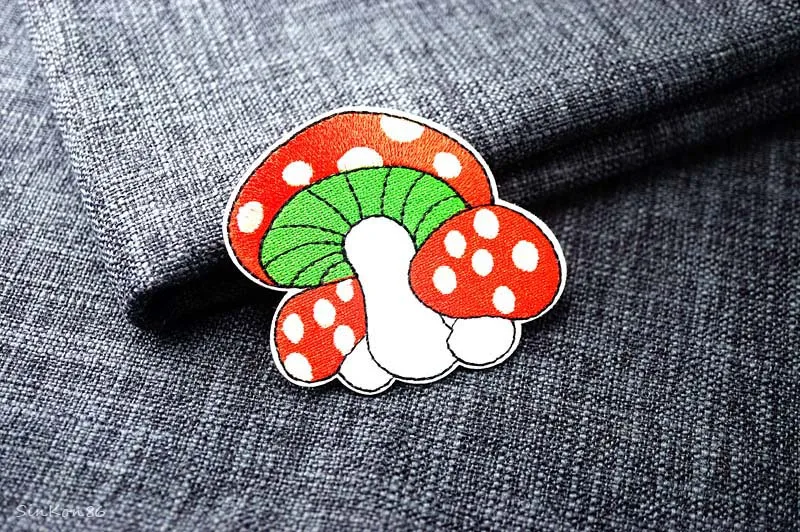 Размер гриба: 6,7x8,0 см эмблемы с вышивкой нашивка джинсовая сумка Одежда шитье украшения аппликация нашивки аксессуары