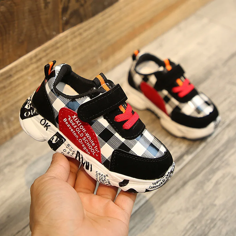 الأطفال أحذية رياضية الخريف والشتاء جديد الأزياء تنفس الأطفال حذاء كاجوال الفتيات عدم الانزلاق أحذية حذاء للأطفال b