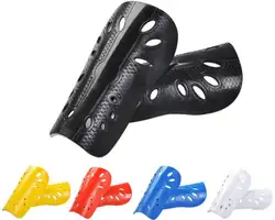 Оптовая продажа Футбол Shin Pad Professional Футбол Защитные щитки Пластик Футбол протектора шин