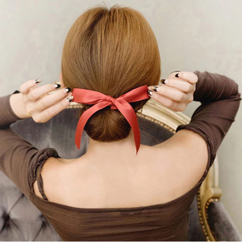 

3Pcs New Useful Women Lady Girl Magic Hair Styling Bun Maker Donut Hair Bun Twist Clip Hair Band Accessories Bowknot Headband