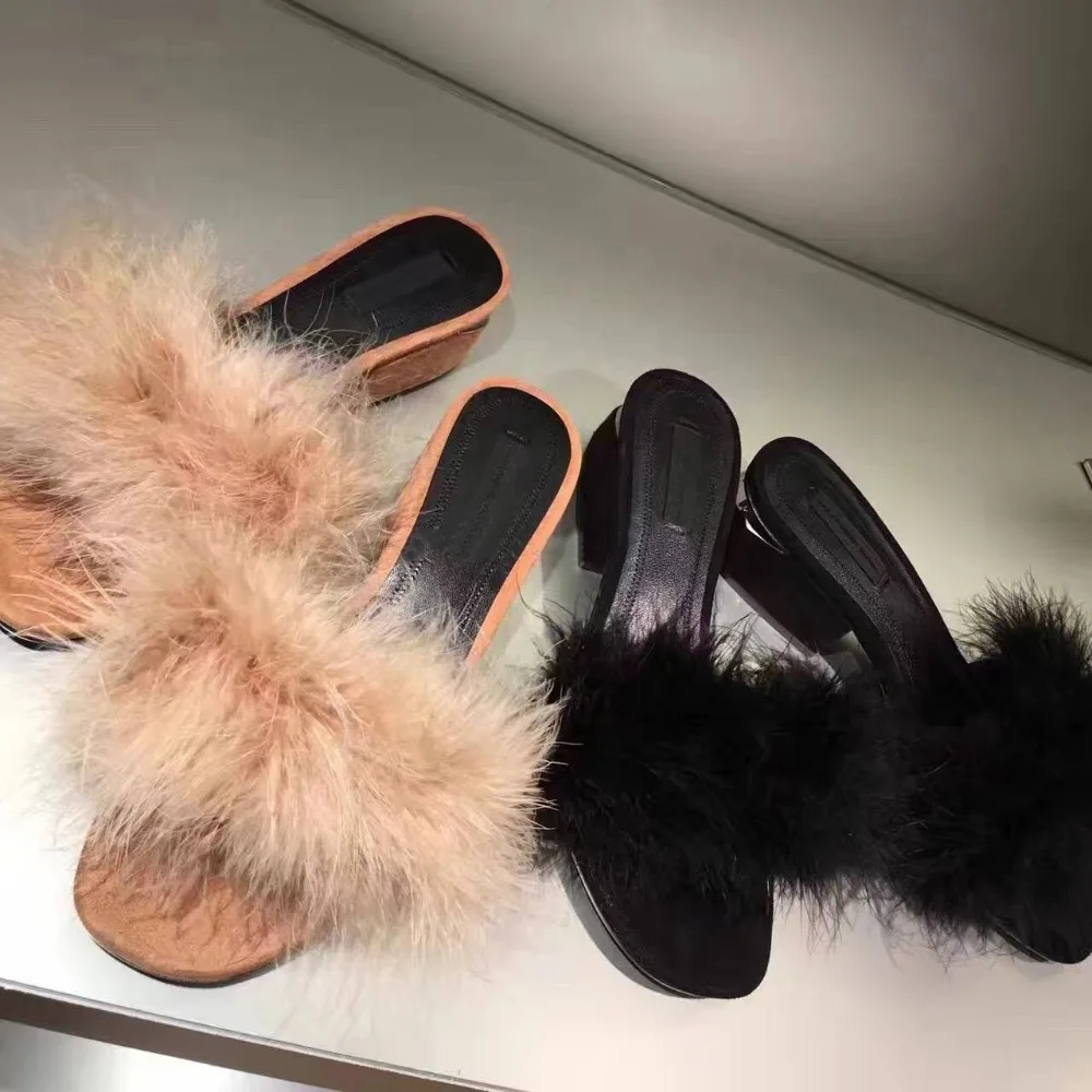 

2017 New Spring Summer Slippers Shoes Woman Chic Sweet Fur Slipper Square Strang Heels Suede Designer Woman Outside Slippers