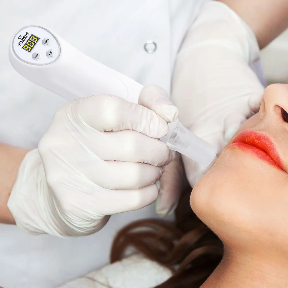 Dispositivo de Beleza Cuidados Faciais Pele Diamante Dermabrasion Remover Cravos Peeling Máquina Massagem Microdermabrasion 17 Utensílios de cuidado facial
