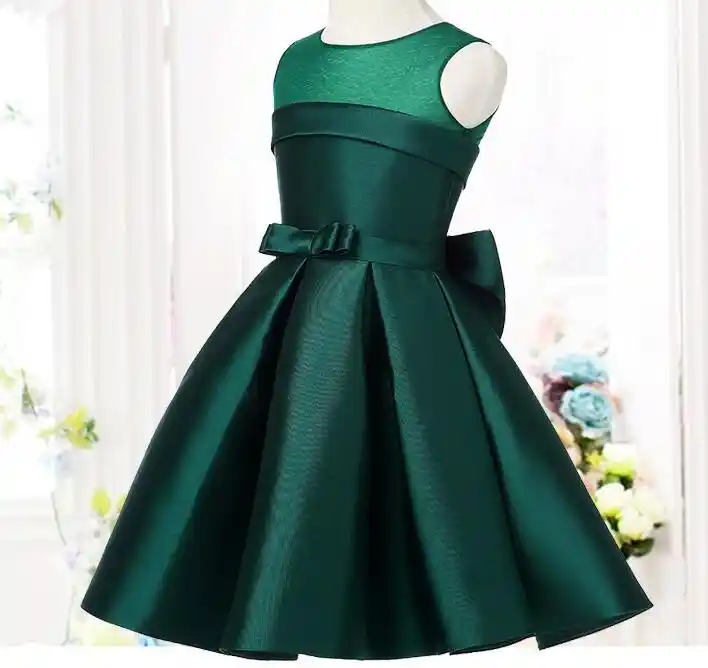 emerald green dress teenager