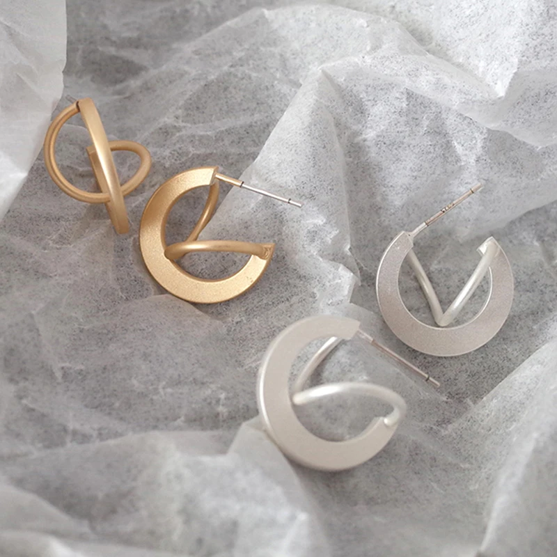 

Double Circle Twist Line Stud Earrings Simple Abstractionism Gold Silver Color Geometric Spiral Female Earrings Party Jewelry