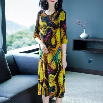 

LANMREM Round Neck Five-point Sleeves Large Print Side Split Pleated Dress Casual Fashion Loose Women 2020 Spring New TC822