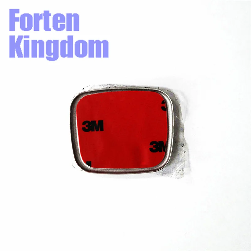 red H logo steering wheel emblem 01