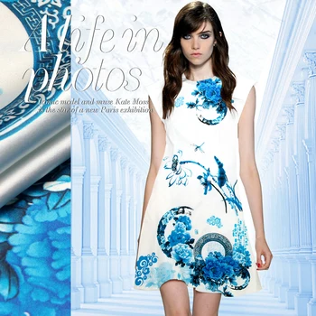 

China palaeowind heavy digital printing silk cloth fabric silk stretch satin clothing material in blue and white wind