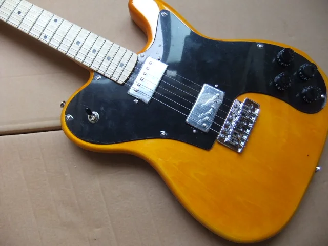 New Arrival STR Electric Guitar Alder Body And Maple Neck In Yellow 100720-22
