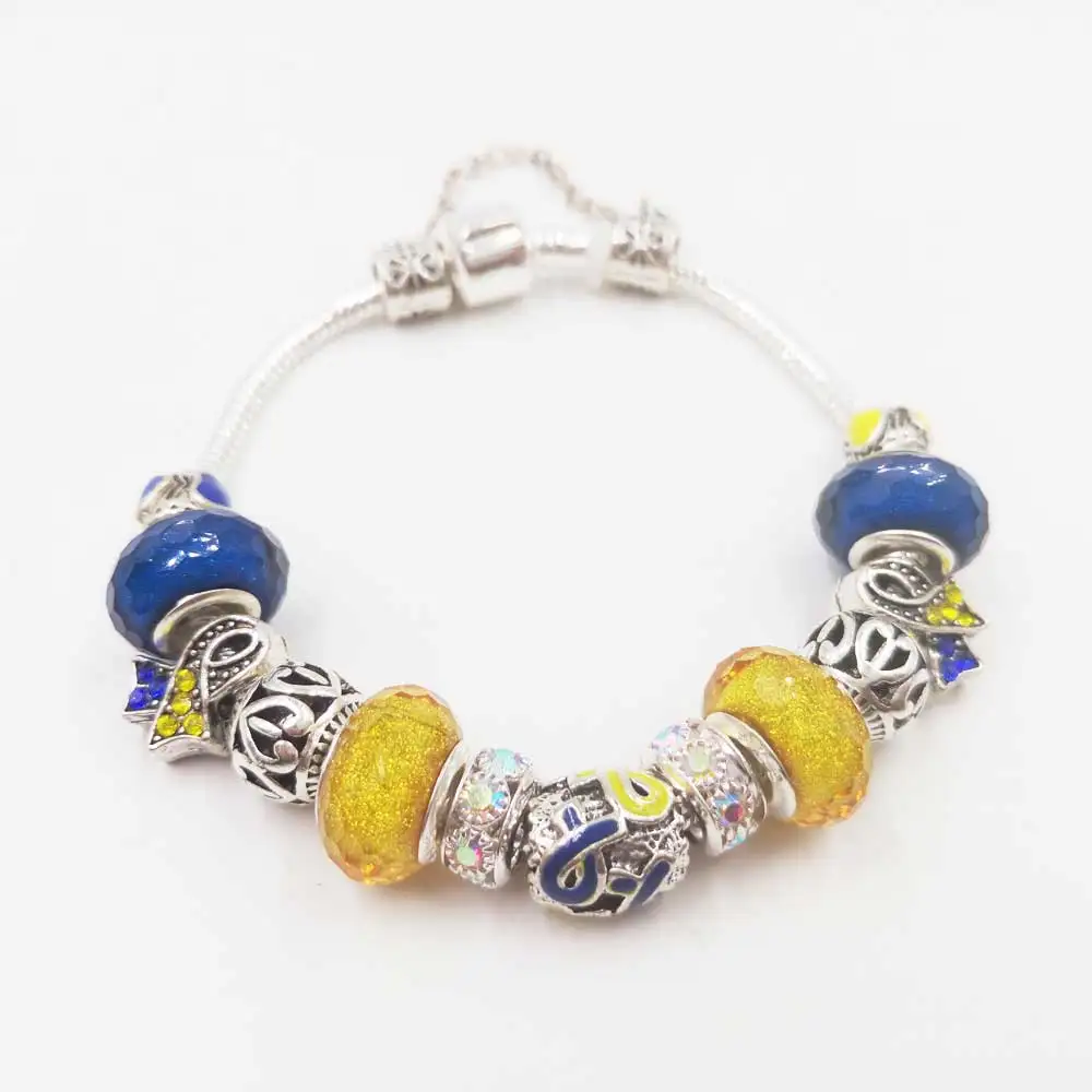 Blue-and-Yellow-800