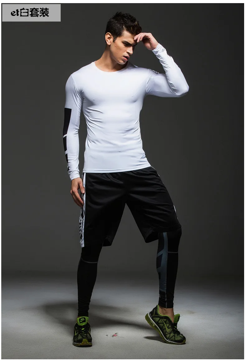 4784110190_676708680