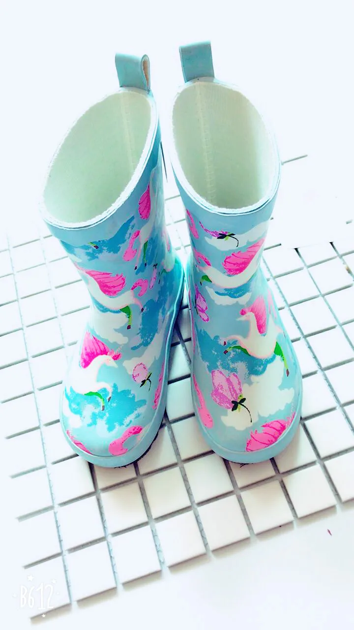 Kids Rain Boots Animal Print Cartoon Rubber Waterproof Antiskid Mid-calf Kids Infant Slip-on Boots