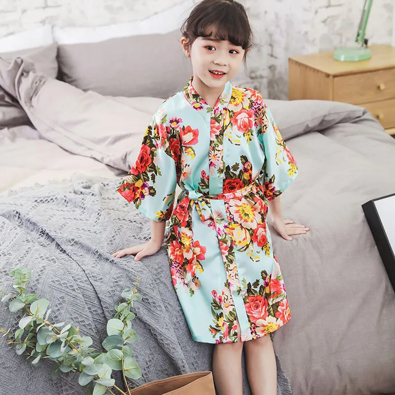 Детский халат с принтом для девочек тонкий дышащий атласный Гладкий ночной халат с поясом для лета YJS Прямая поставка